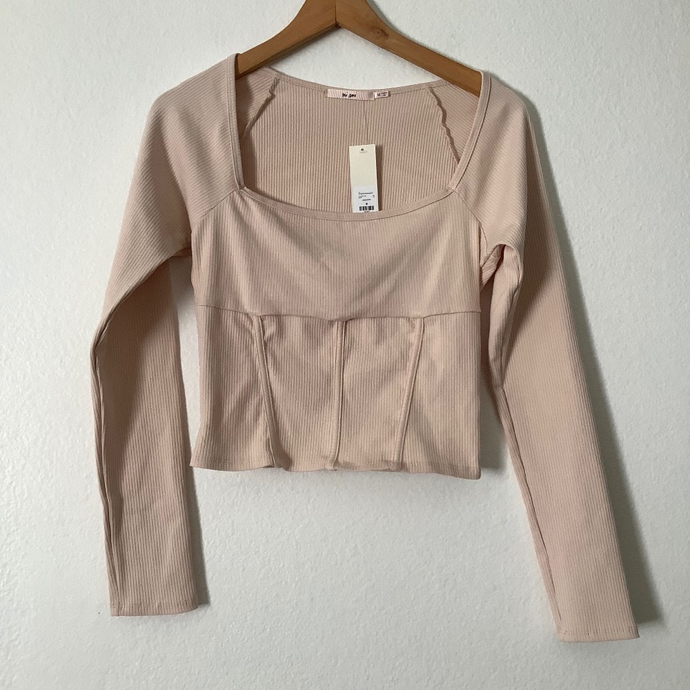 New Francesca’s Mi Ami Cream Top Size M